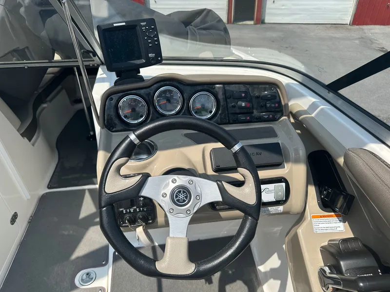 Slide: The Image of Yamaha 242 Limited S 2012 - 21