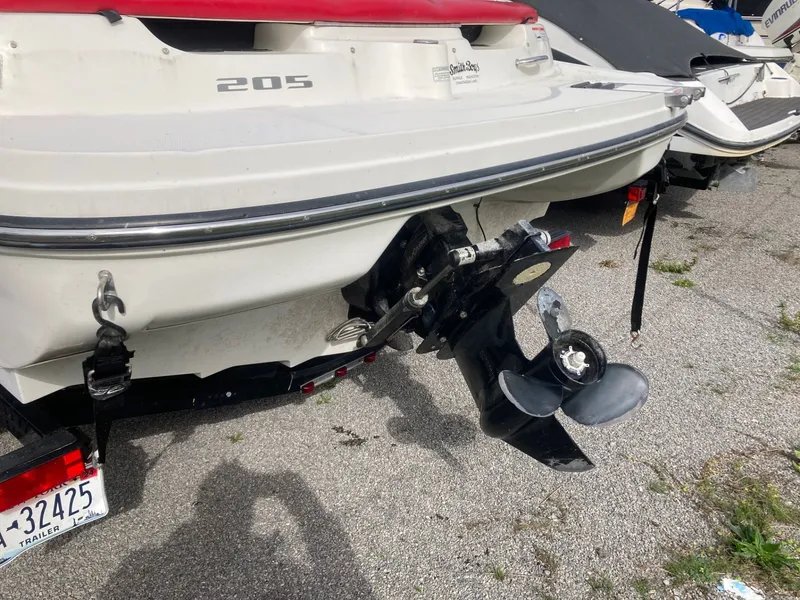 Slide: The Image of Sea Ray 205 Sport 2011 - 12