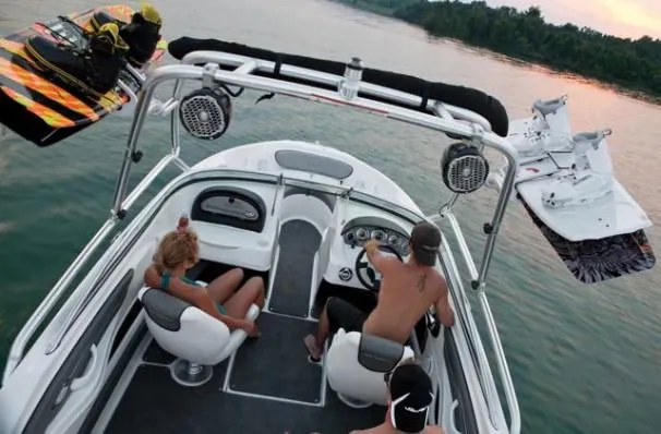 Slide: The Image of Sea Ray 205 Sport 2011 - 18