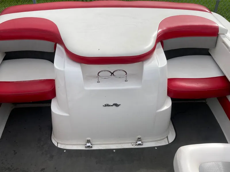 Slide: The Image of Sea Ray 205 Sport 2011 - 3