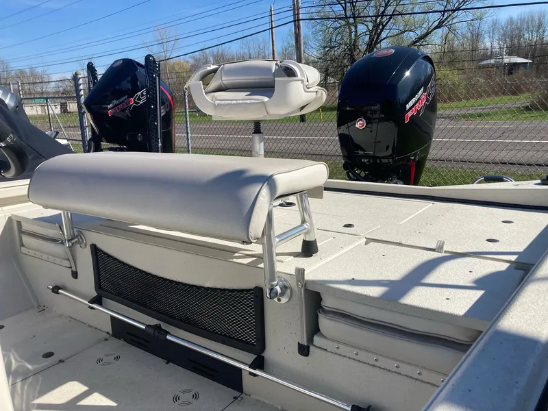 Slide: The Image of Ranger RB200 2023 - 5