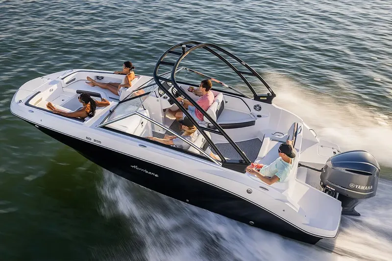 Slide: The Image of Hurricane SunDeck 235 OB 2026 - 25