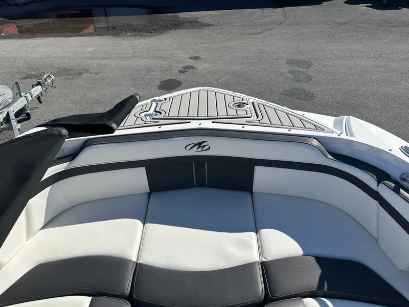 Slide: The Image of Monterey M4 2020 - 16