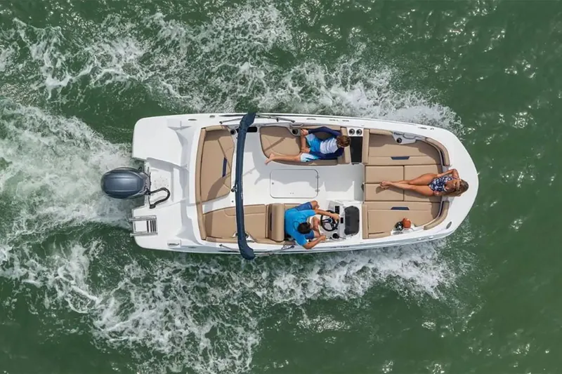 Slide: The Image of Hurricane SunDeck Sport 185 OB 2025 - 21