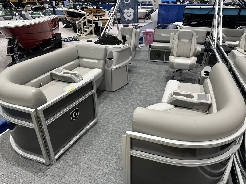 Slide: The Image of Godfrey Xperience 2286 SFLX 2025 - 3