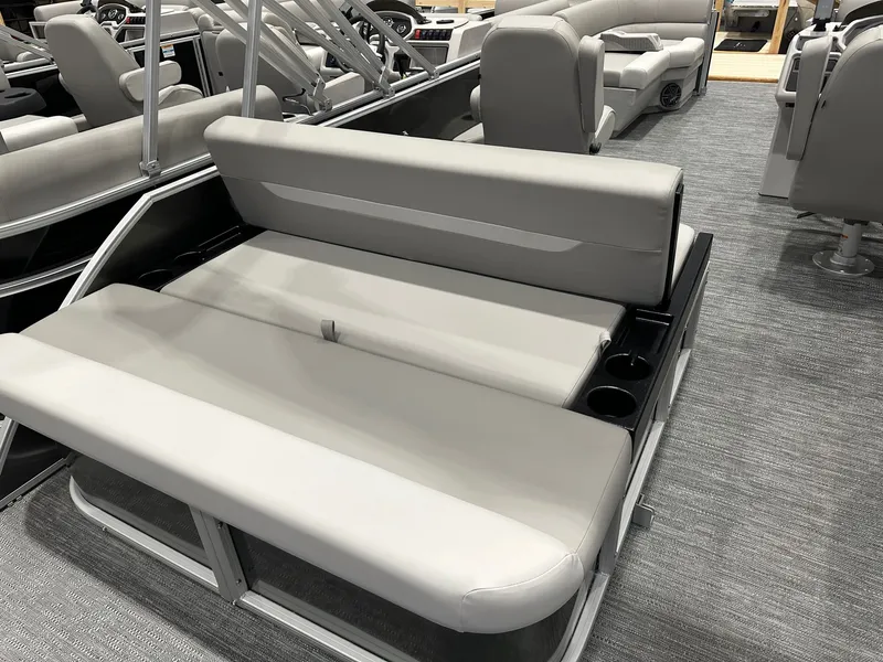 Slide: The Image of Godfrey Xperience 2286 SFLX 2025 - 6