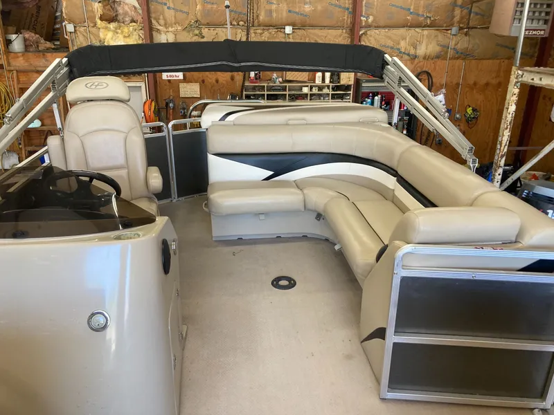 Slide: The Image of Harris Cruiser 240 2013 - 17