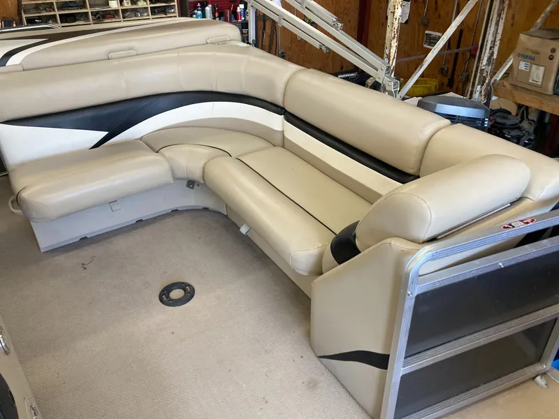 Slide: The Image of Harris Cruiser 240 2013 - 7