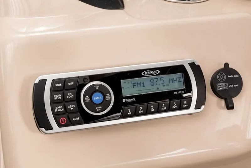 Slide: The Image of Sun Tracker Fishin' Barge 22 XP3 2016 - 25