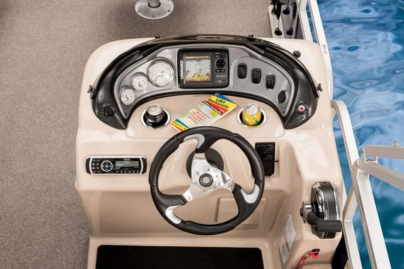 Slide: The Image of Sun Tracker Fishin' Barge 22 XP3 2016 - 28