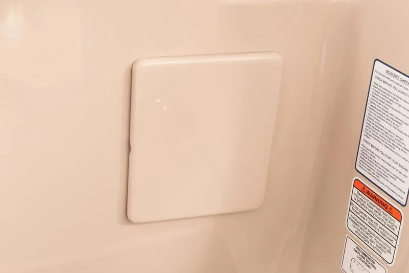 Slide: The Image of Sun Tracker Fishin' Barge 22 XP3 2016 - 32