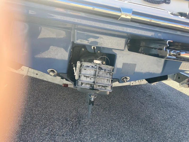 Slide: The Image of Yamaha 195S 2024 - 4