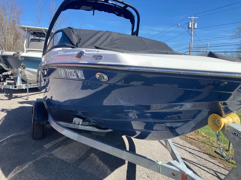 Slide: The Image of Yamaha 195S 2024 - 6