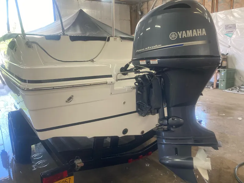 Slide: The Image of Hurricane SunDeck Sport 188 OB 2015 - 5