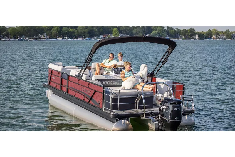 Slide: The Image of Godfrey Sweetwater 2286 SFL 2022 - 14