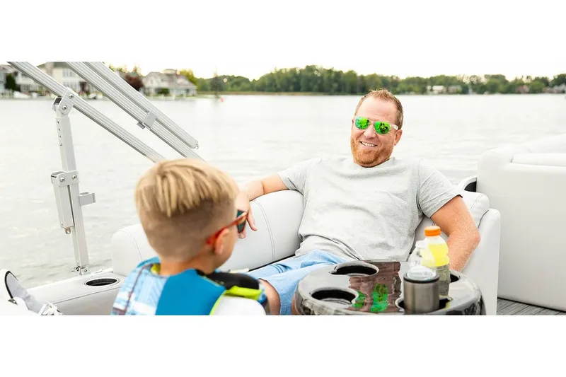 Slide: The Image of Godfrey Sweetwater 2286 SFL 2022 - 19