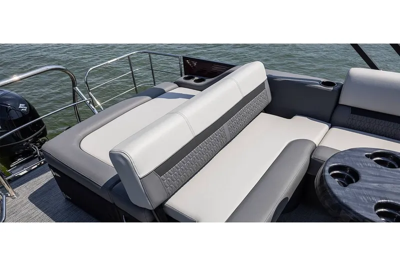 Slide: The Image of Godfrey Sweetwater 2286 SFL 2022 - 26