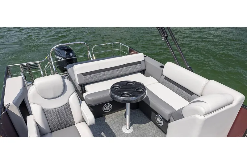 Slide: The Image of Godfrey Sweetwater 2286 SFL 2022 - 29