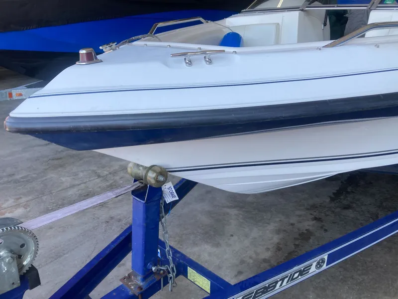 Slide: The Image of Ebbtide 182 Bow Rider 2001 - 8