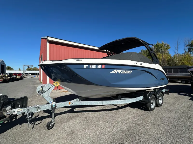 The Image of Yamaha AR220 2025 - 1