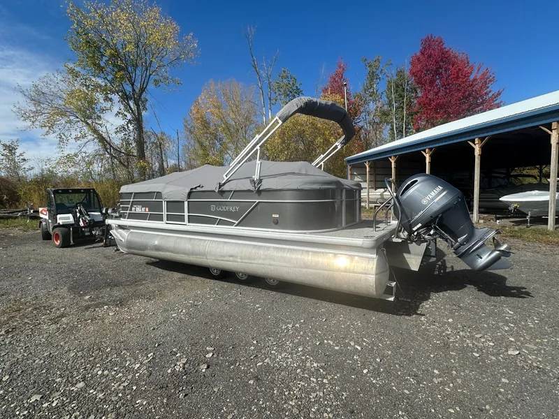 Slide: The Image of Godfrey Sweetwater Xperience 2286 SBX 2023 - 3