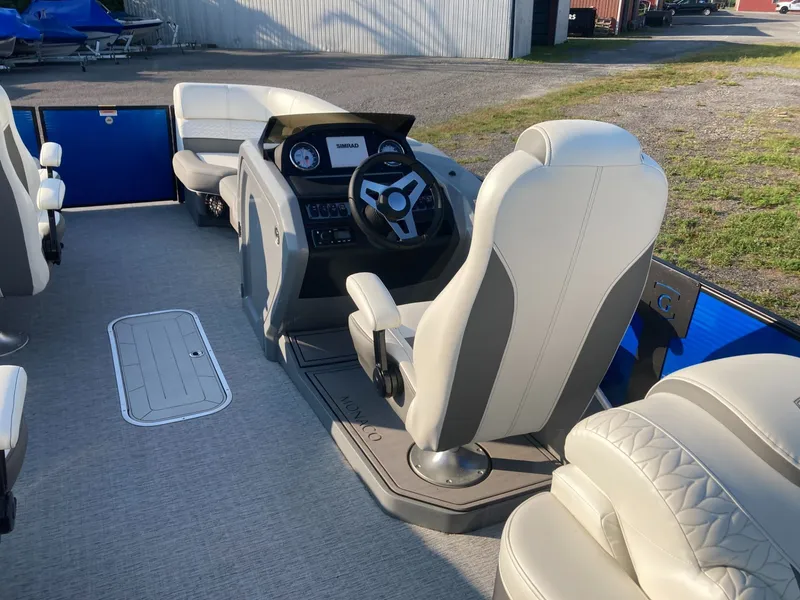 Slide: The Image of Monaco 235 RL 2021 - 11