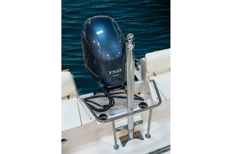 Slide: The Image of Grady-White Fisherman 180 2026 - 14