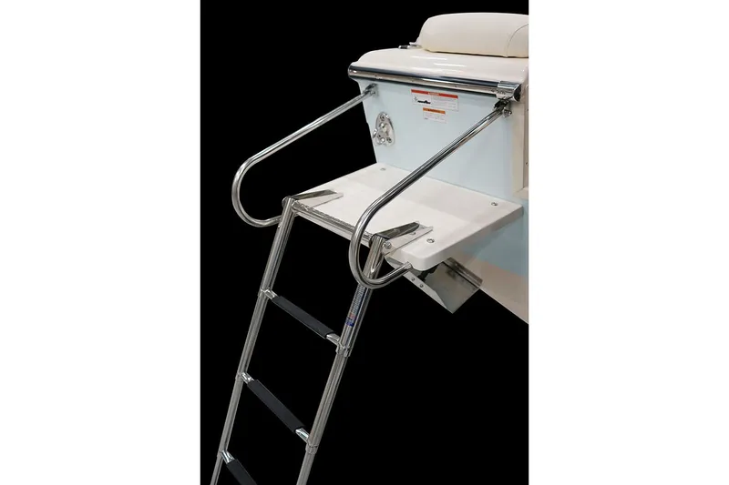 Slide: The Image of Grady-White Fisherman 180 2026 - 16