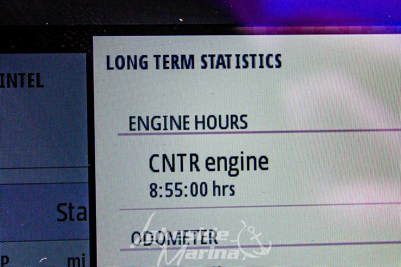 Slide: The Image of Display screen showing engine hours for Recon 2185 DC, 2025 model. - 21