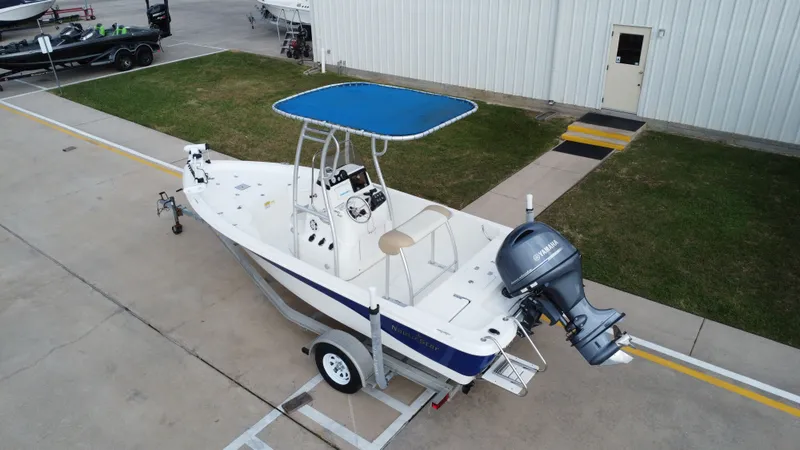 Slide: The Image of NauticStar 1910 2017 - 13