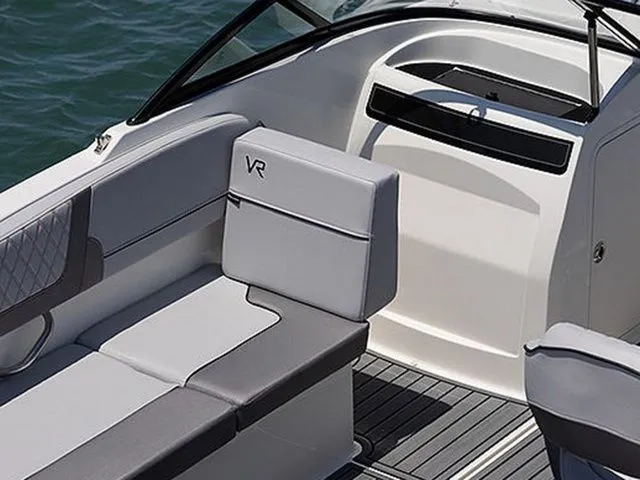 Slide: The Image of Bayliner VR4 Bowrider OB 2023 - 4