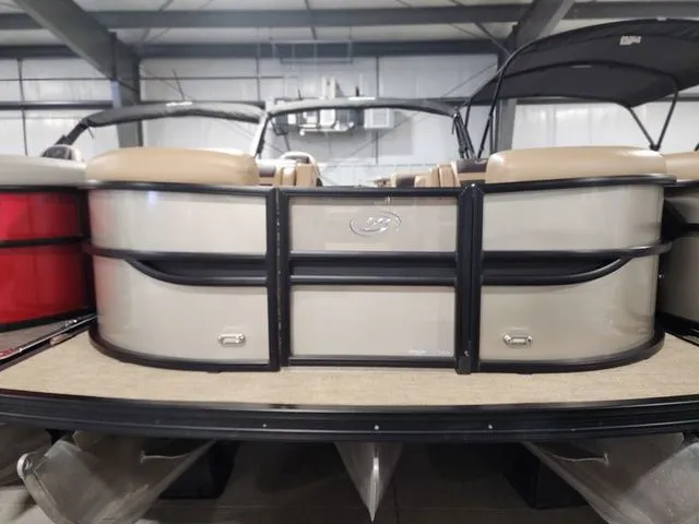 Slide: The Image of Barletta C24UE 2023 - 10