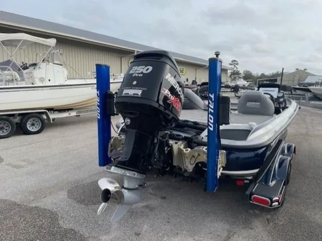 Slide: The Image of Nitro Z21 2017 - 15