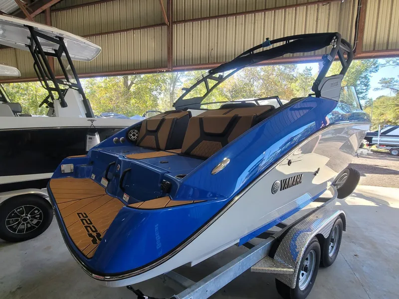 Slide: The Image of Yamaha 222XE 2025 - 6