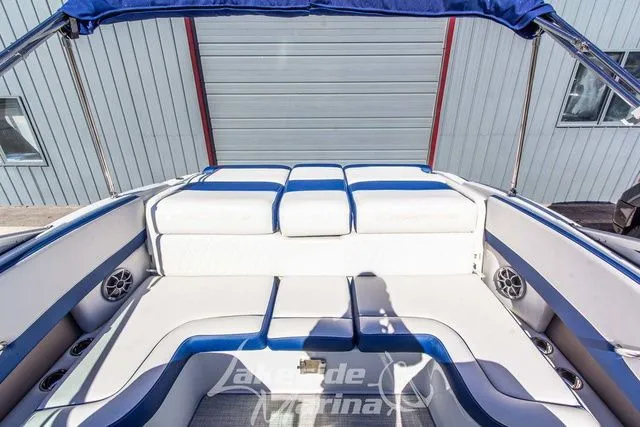 Slide: The Image of Crownline Boats 220 SS 2024 - 19