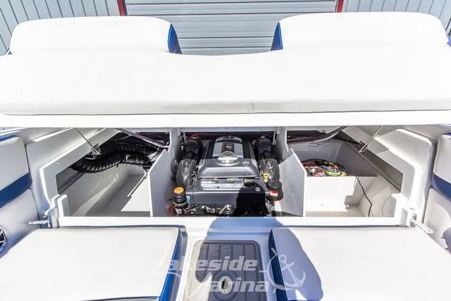 Slide: The Image of Crownline Boats 220 SS 2024 - 21