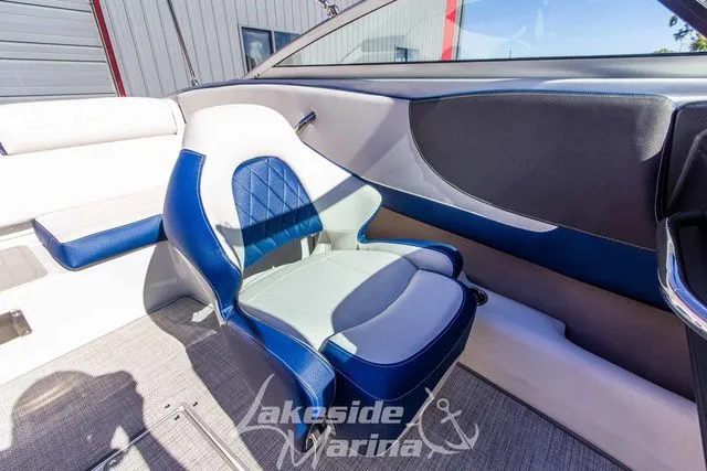 Slide: The Image of Crownline Boats 220 SS 2024 - 36