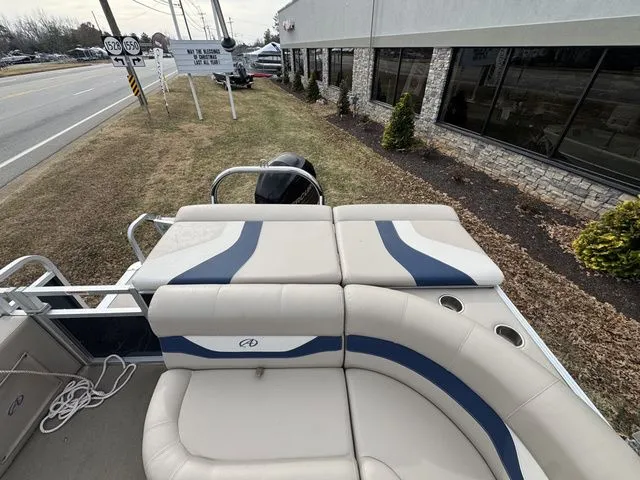 Slide: The Image of Avalon LS 2300 2014 - 12