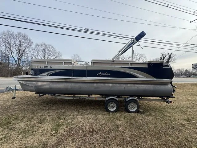 Slide: The Image of Avalon LS 2300 2014 - 3