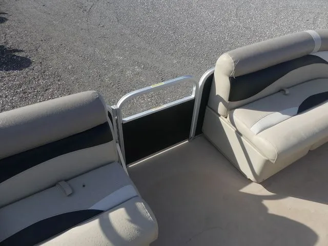 Slide: The Image of Sweetwater SW 2086 2015 - 15