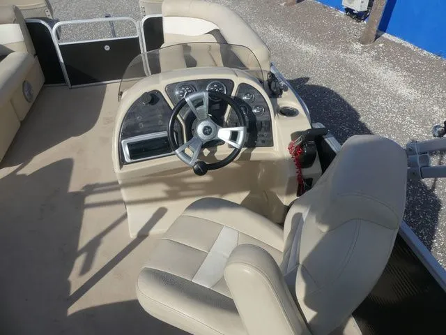 Slide: The Image of Sweetwater SW 2086 2015 - 17