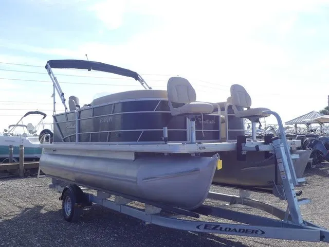 Slide: The Image of Sweetwater SW 2086 2015 - 3