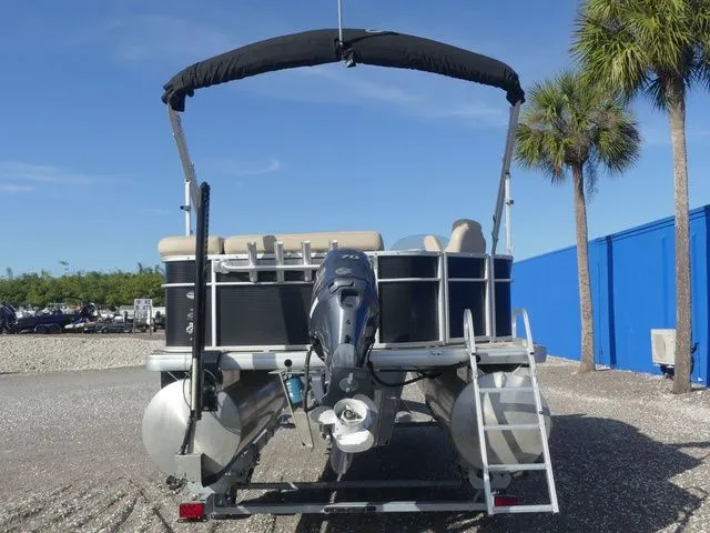 Slide: The Image of Sweetwater SW 2086 2015 - 5