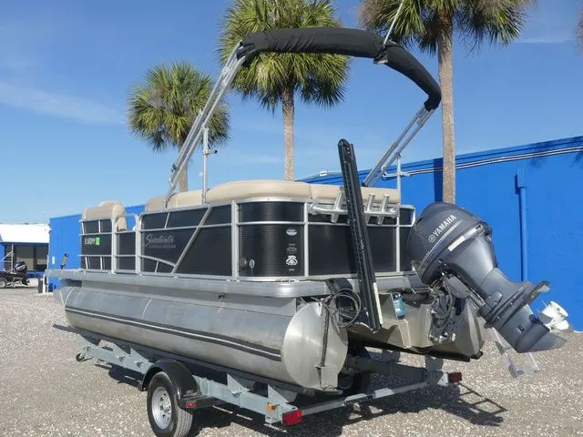 Slide: The Image of Sweetwater SW 2086 2015 - 6