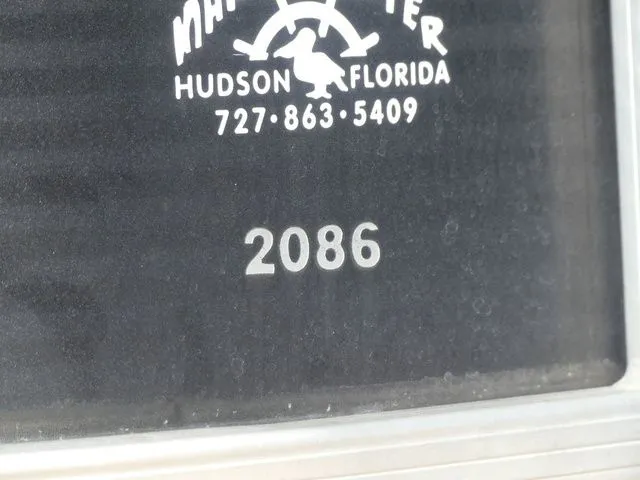 Slide: The Image of Sweetwater SW 2086 2015 - 9