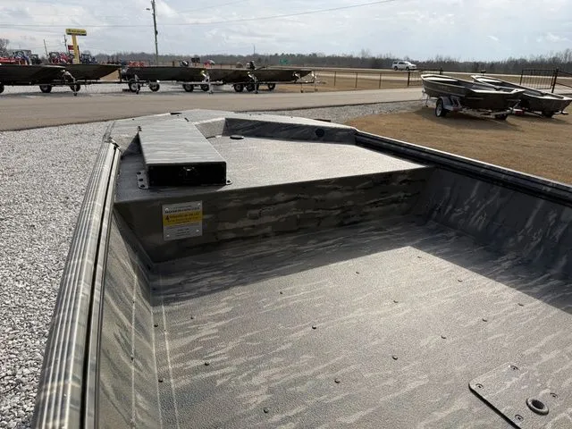 Slide: The Image of War Eagle 648LDV 2026 - 6