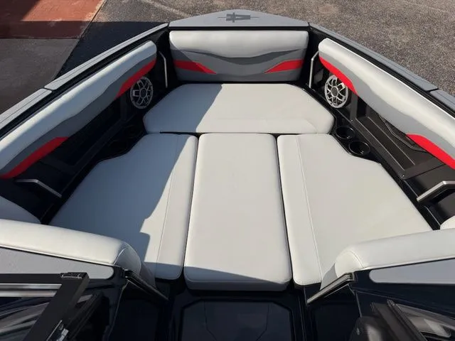 Slide: The Image of Axis Wake Research T 220 2022 - 11