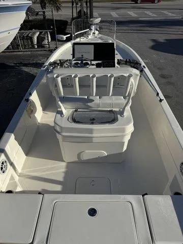 Slide: The Image of Skeeter SX230 2022 - 9