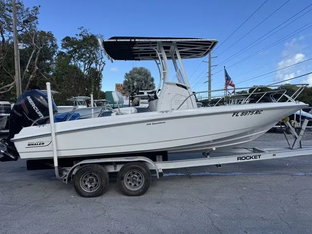 Slide: The Image of Boston Whaler 210 Dauntless 2016 - 5