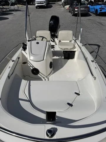 Slide: The Image of Boston Whaler 130 Super Sport 2021 - 4